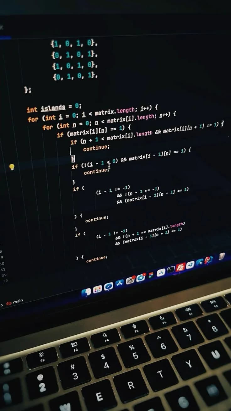 Software engineer developing a custom data platform for a Cambridge life sciences and deep tech client
